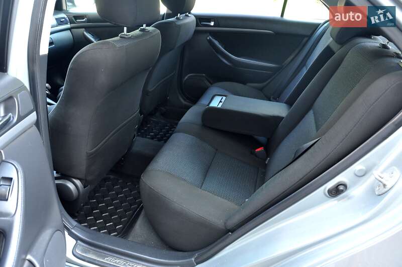 Седан Toyota Avensis 2007 в Львове фото 19 Седан Toyota Avensis 2007 в Львове