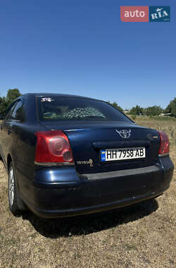 Седан Toyota Avensis 2003 в Любашевке