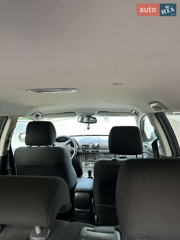 Универсал Toyota Avensis 2007 в Киеве