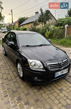 Седан Toyota Avensis 2006 в Львові