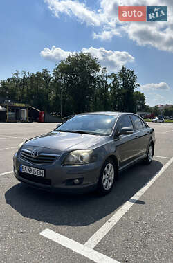 Седан Toyota Avensis 2008 в Києві
