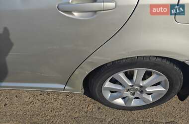 Универсал Toyota Avensis 2005 в Одессе