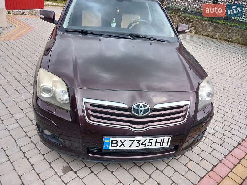 Универсал Toyota Avensis 2007 в Тернополе