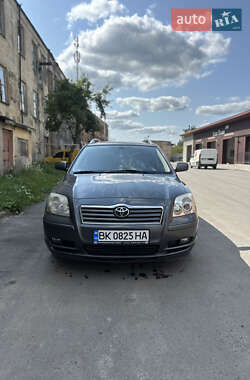 Універсал Toyota Avensis 2006 в Кореці