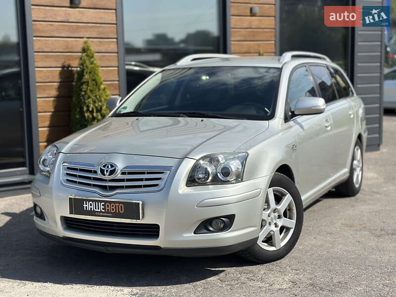 Универсал Toyota Avensis 2008 в Шептицькому