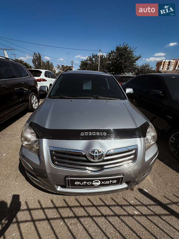 Toyota Avensis 2008