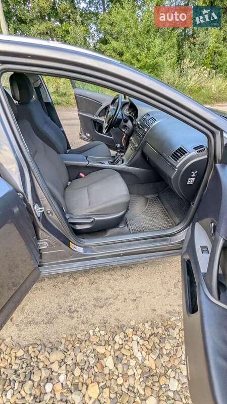 Универсал Toyota Avensis 2009 в Стрые