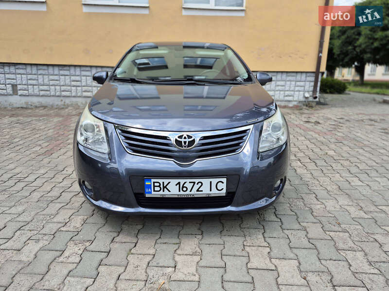 Toyota Avensis 2010 Toyota Avensis 2010