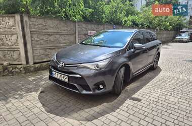 Универсал Toyota Avensis 2016 в Ивано-Франковске