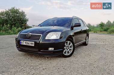 Универсал Toyota Avensis 2004 в Надворной