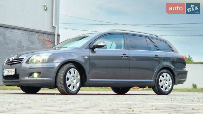Универсал Toyota Avensis 2006 в Ивано-Франковске