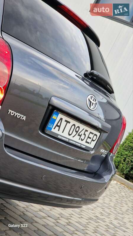 Универсал Toyota Avensis 2006 в Ивано-Франковске