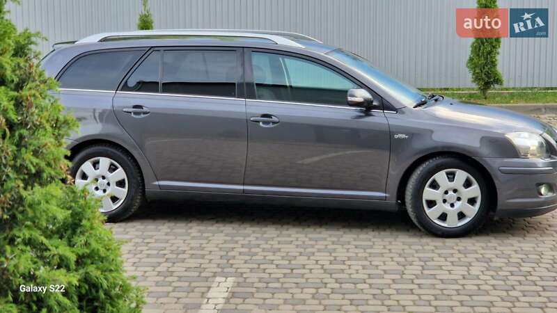Универсал Toyota Avensis 2006 в Ивано-Франковске