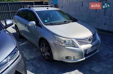 Універсал Toyota Avensis 2011 в Києві