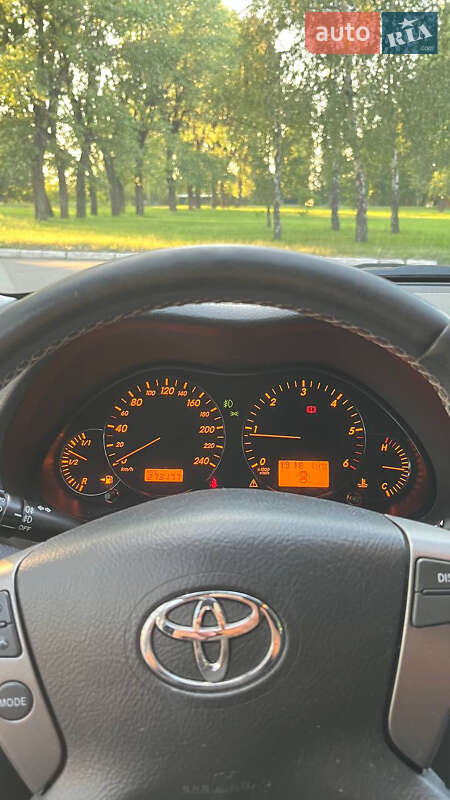 Универсал Toyota Avensis 2006 в Кременчуге