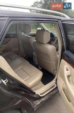 Универсал Toyota Avensis 2005 в Дубровице
