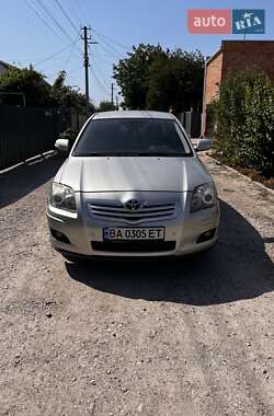 Седан Toyota Avensis 2006 в Кропивницком