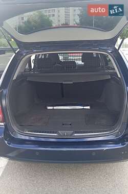 Универсал Toyota Avensis 2006 в 