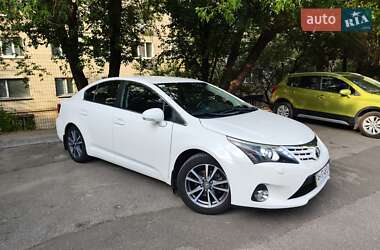 Седан Toyota Avensis 2012 в Киеве