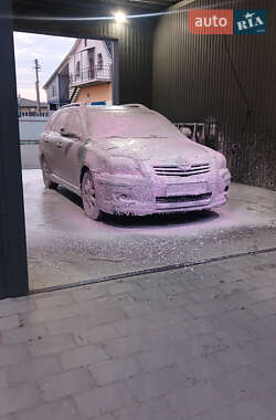 Универсал Toyota Avensis 2006 в Луцке