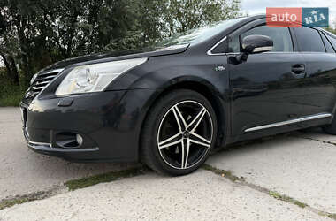 Універсал Toyota Avensis 2009 в Києві