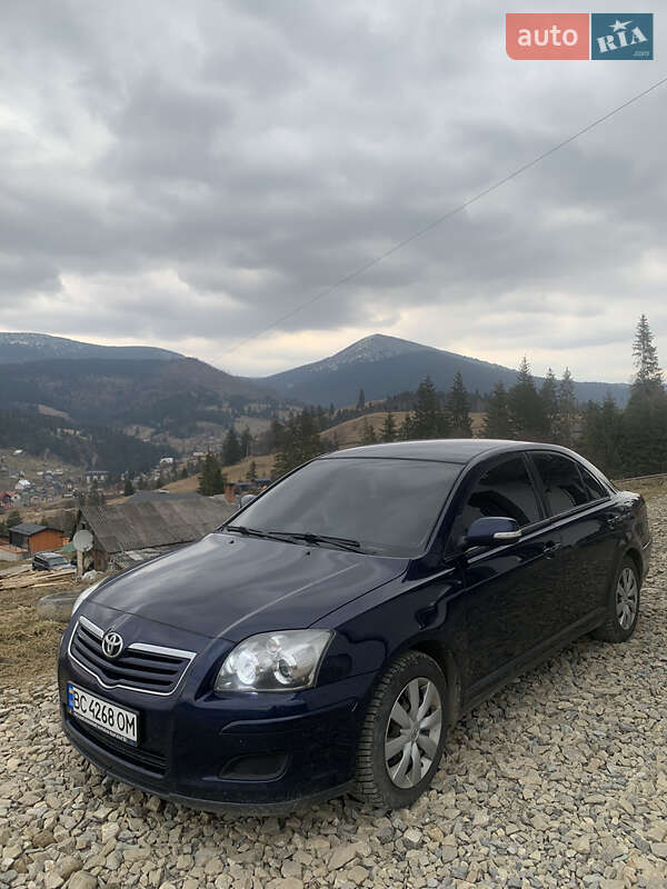 Седан Toyota Avensis 2006 в Терновке