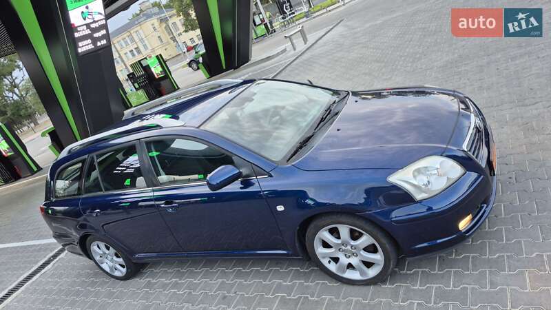 Универсал Toyota Avensis 2003 в Одессе