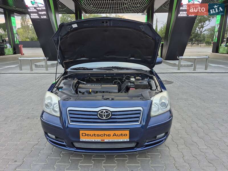 Универсал Toyota Avensis 2003 в Одессе