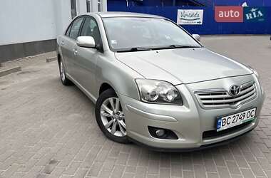 Седан Toyota Avensis 2006 в Жовкве