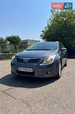 Универсал Toyota Avensis 2009 в Виноградове