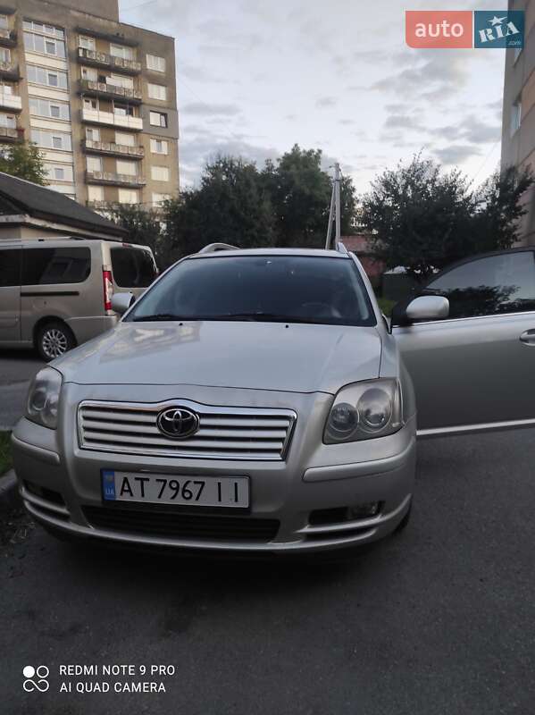 Toyota Avensis 2004