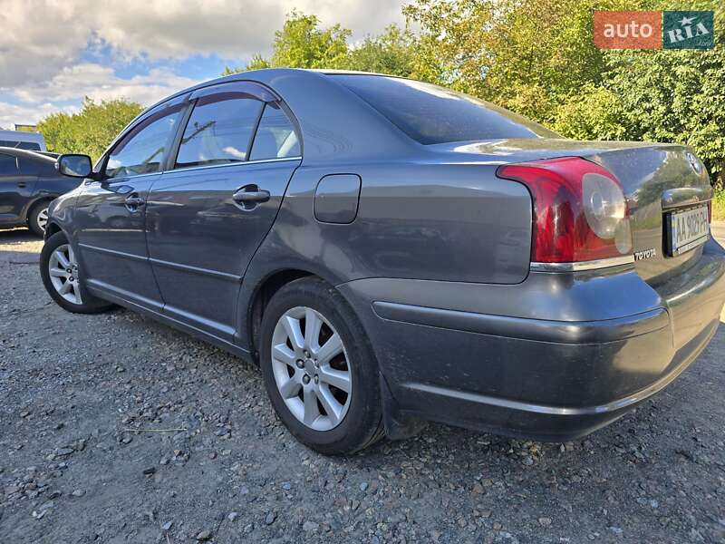 Седан Toyota Avensis 2008 в Боярці