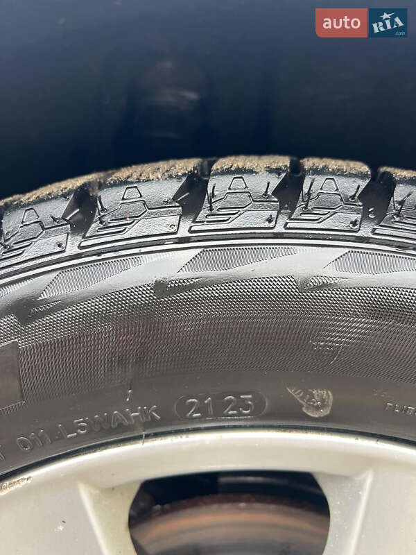 Универсал Toyota Avensis 2010 в Киеве фото 7 Универсал Toyota Avensis 2010 в Киеве