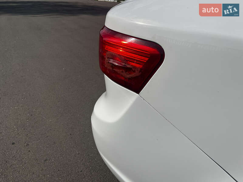 Универсал Toyota Avensis 2012 в Прилуках