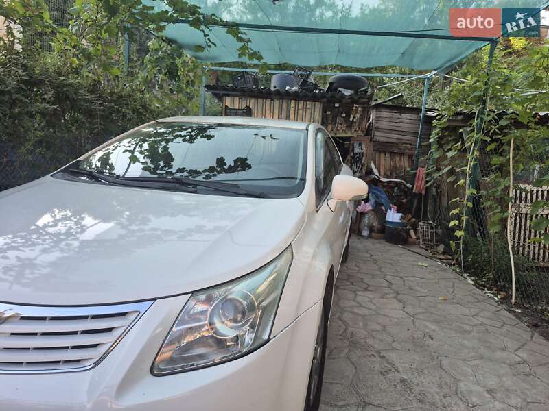 Седан Toyota Avensis 2011 в Одесі