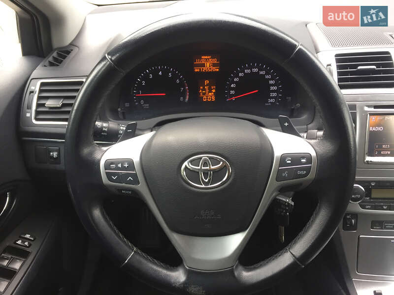 Седан Toyota Avensis 2012 в Киеве фото 12 Седан Toyota Avensis 2012 в Киеве