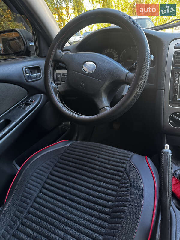 Универсал Toyota Avensis 2001 в Одессе фото 14 Универсал Toyota Avensis 2001 в Одессе