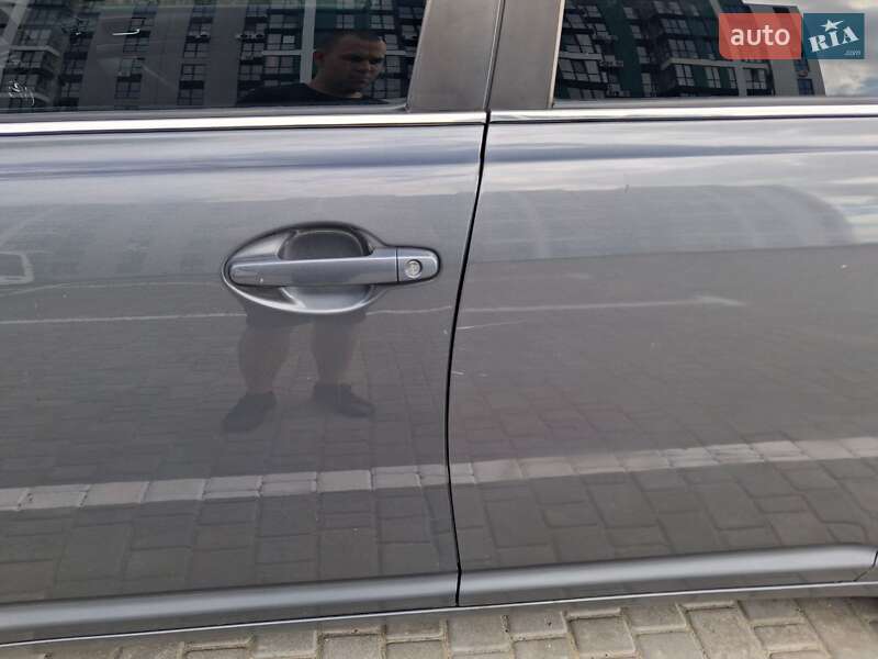 Универсал Toyota Avensis 2005 в Черкассах