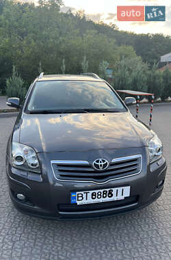 Универсал Toyota Avensis 2007 в Полтаве