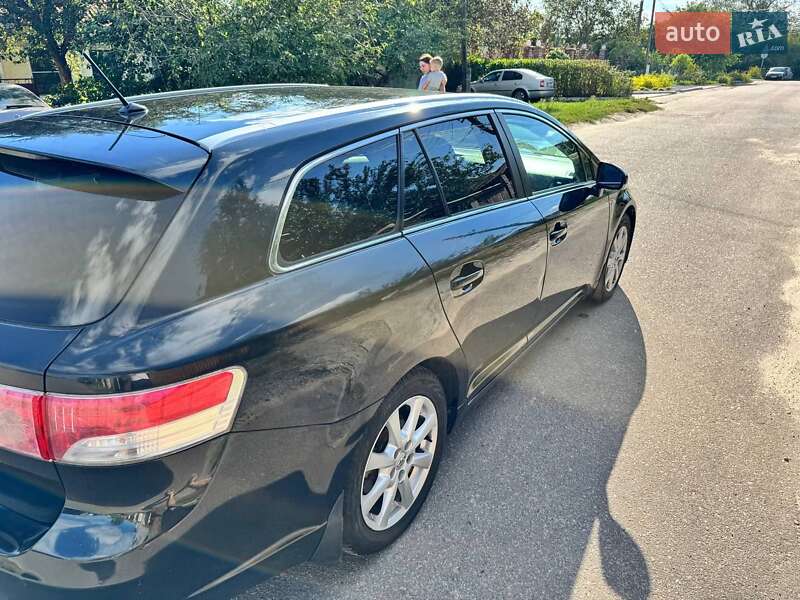 Универсал Toyota Avensis 2009 в Житомире