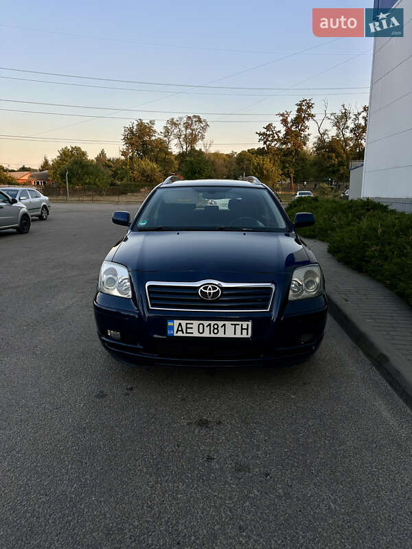 Универсал Toyota Avensis 2005 в Днепре