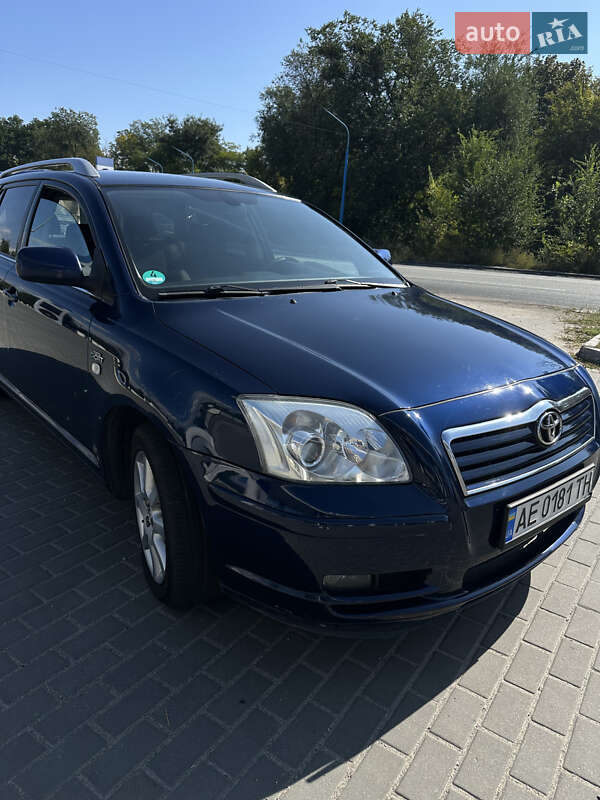 Универсал Toyota Avensis 2005 в Днепре