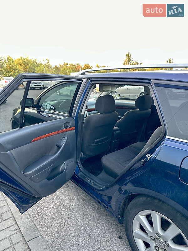 Универсал Toyota Avensis 2005 в Днепре