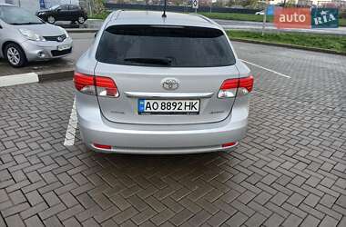 Універсал Toyota Avensis 2012 в Мукачевому