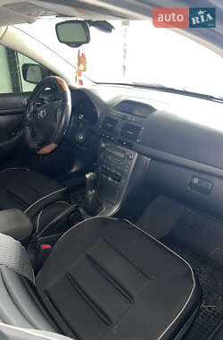 Універсал Toyota Avensis 2003 в Хмельницькому