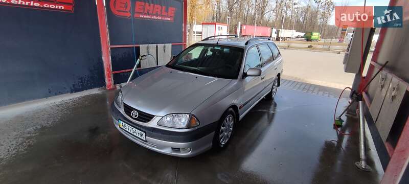 Универсал Toyota Avensis 2002 в Виннице