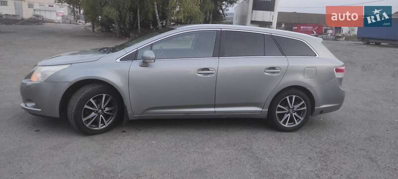 Универсал Toyota Avensis 2008 в Виннице
