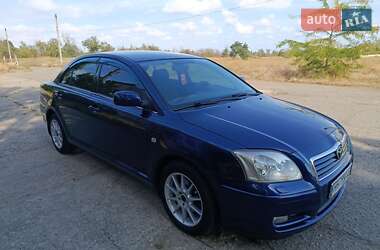 Седан Toyota Avensis 2003 в Білгороді-Дністровському