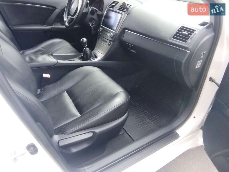 Седан Toyota Avensis 2008 в Чернигове фото 14 Седан Toyota Avensis 2008 в Чернигове