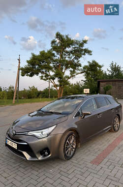 Універсал Toyota Avensis 2016 в Золочеві